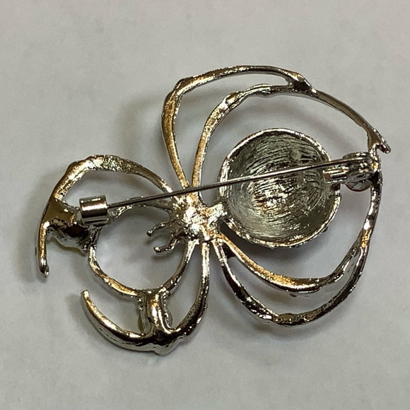Long Legged Rhinestone Spider Brooch - Picture 6 of 10